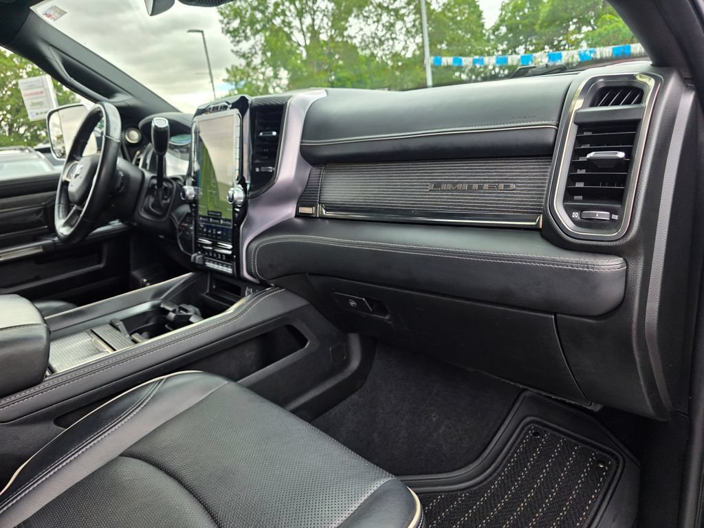 Used 2020 RAM 3500 Limited AWD/4WD image 27