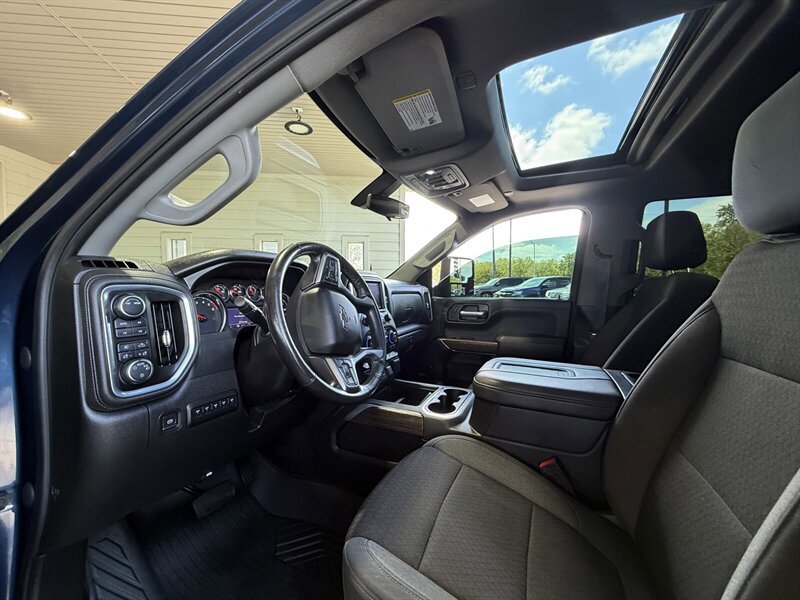 Used 2021 Chevrolet Silverado 1500 RST AWD/4WD image 11