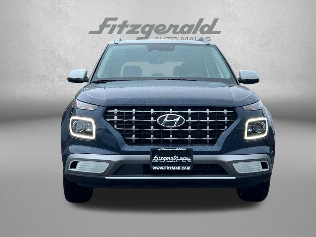 Used 2025 Hyundai Venue Limited FWD image 6