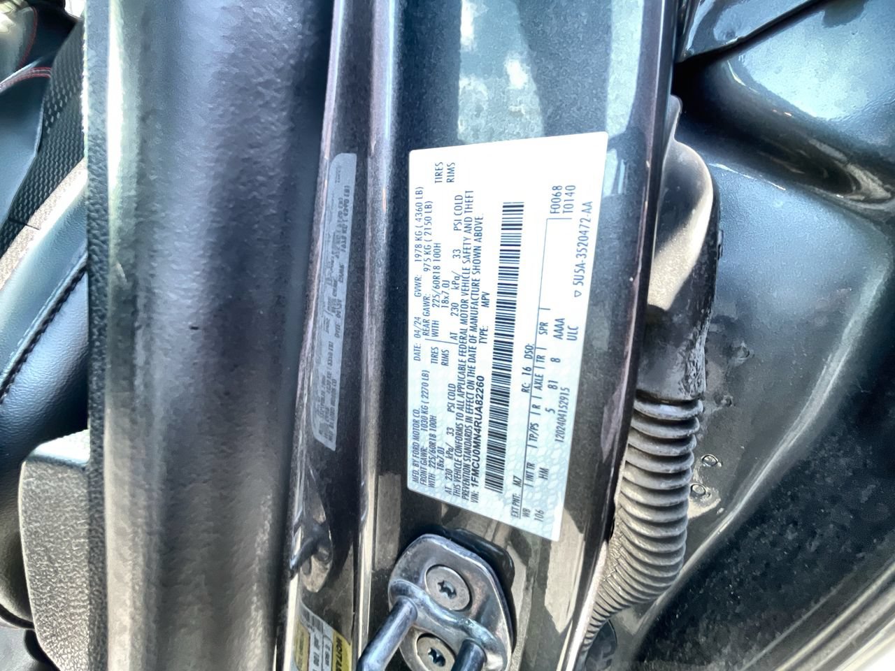 Used 2024 Ford Escape ST-Line w/ Tech Pack #1 FWD image 33