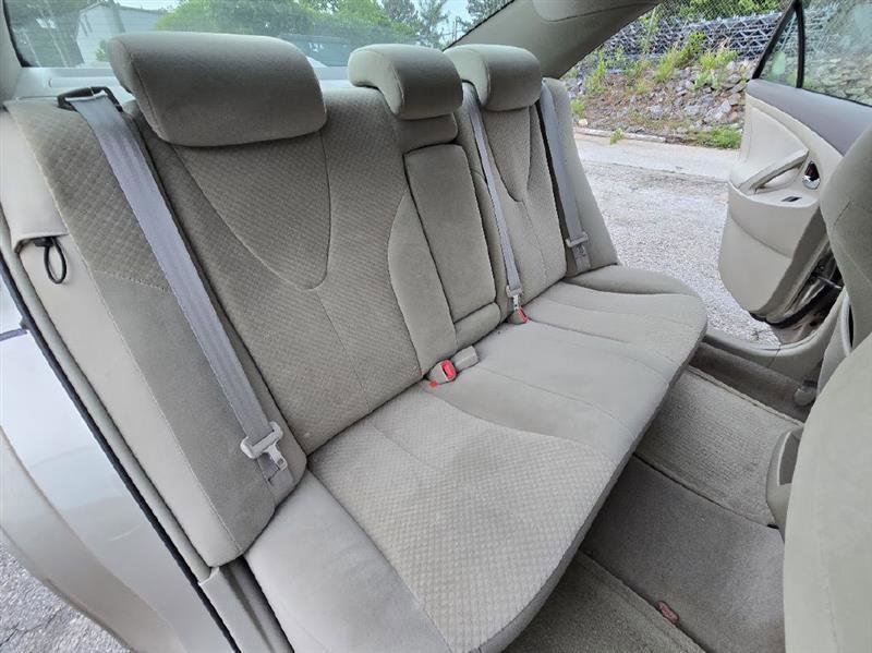 Used 2007 Toyota Camry XLE FWD image 22