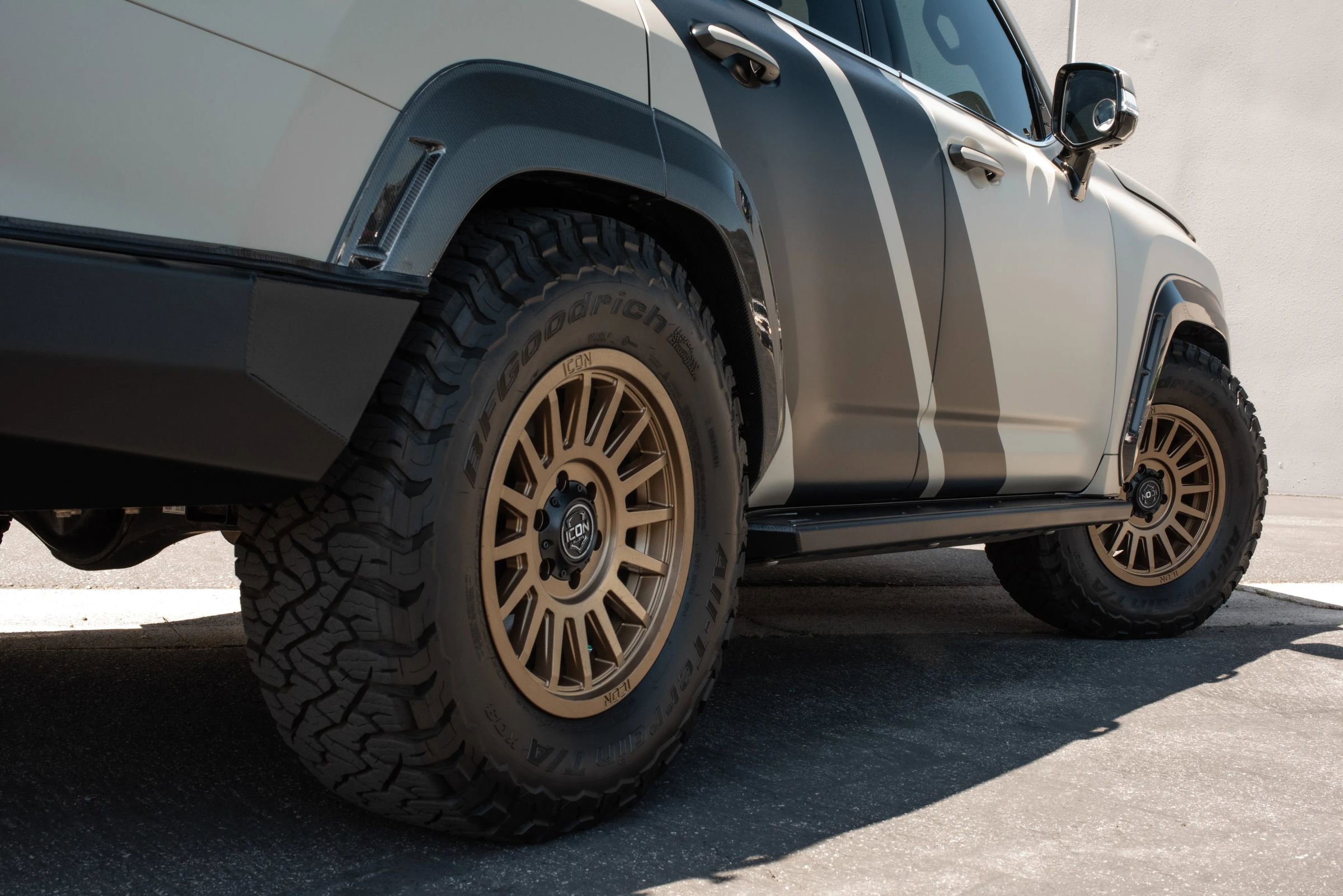 Used 2024 Lexus LX 600 F Sport AWD/4WD image 41