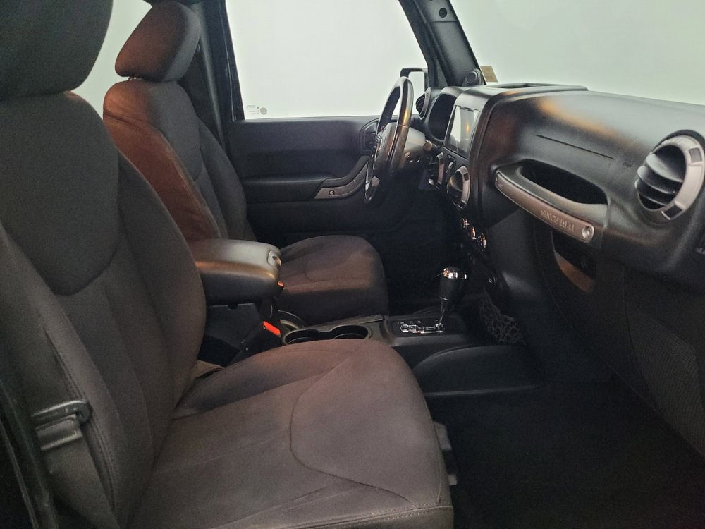 Used 2013 Jeep Wrangler Unlimited Sport image 21