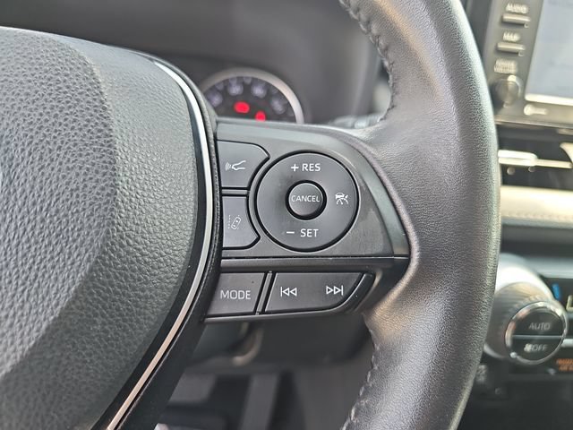 Certified 2022 Toyota RAV4 XLE Premium FWD image 15
