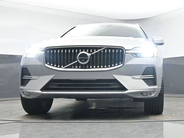 Used 2023 Volvo XC60 B6 Ultimate w/ Protection Package Premier image 39