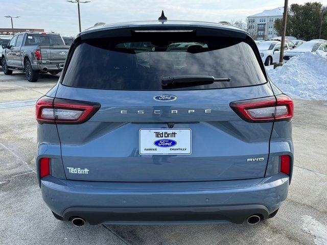 Used 2023 Ford Escape ST-Line w/ Tech Pack #1 image 9
