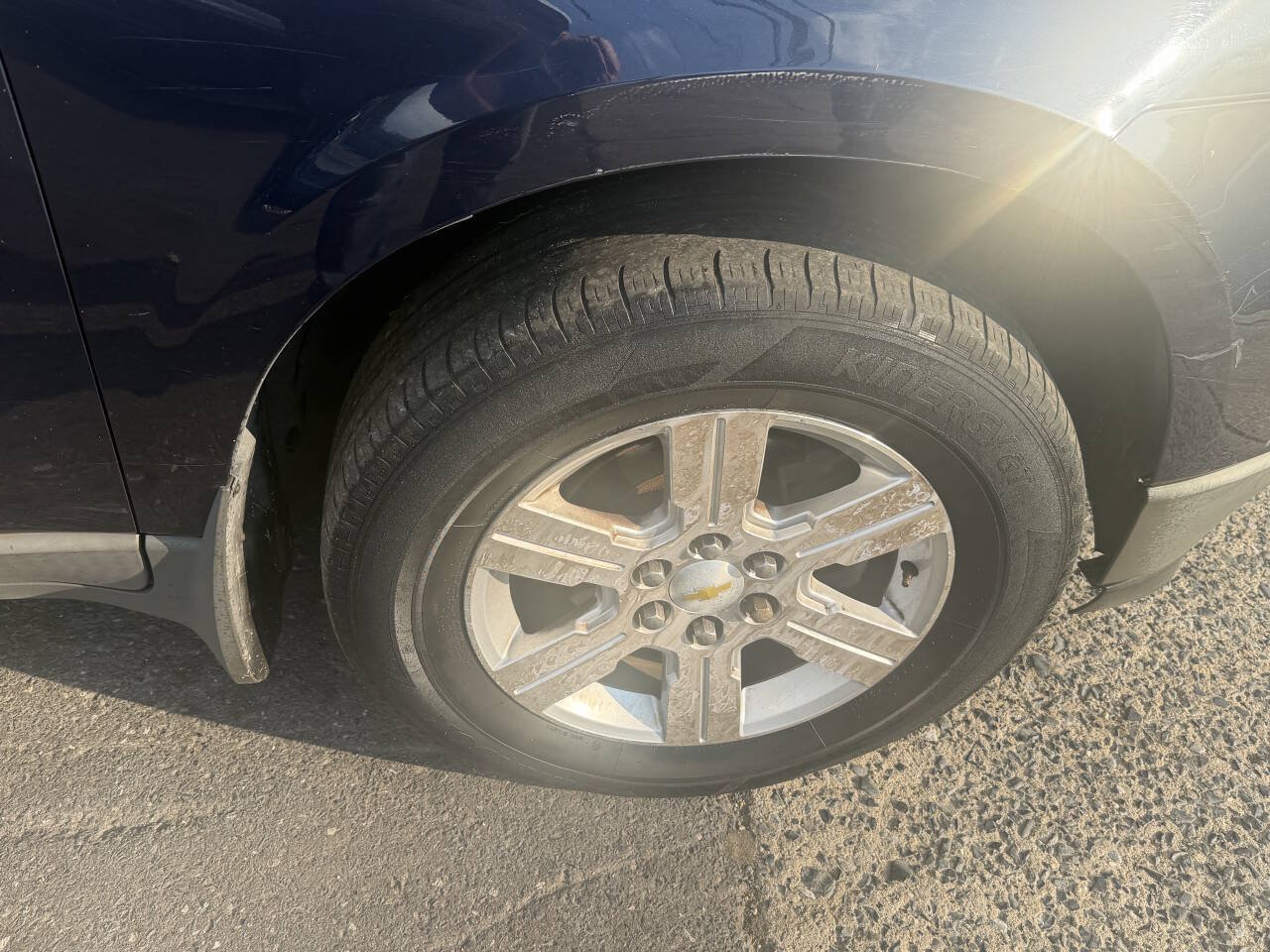 Used 2012 Chevrolet Traverse LT FWD image 17