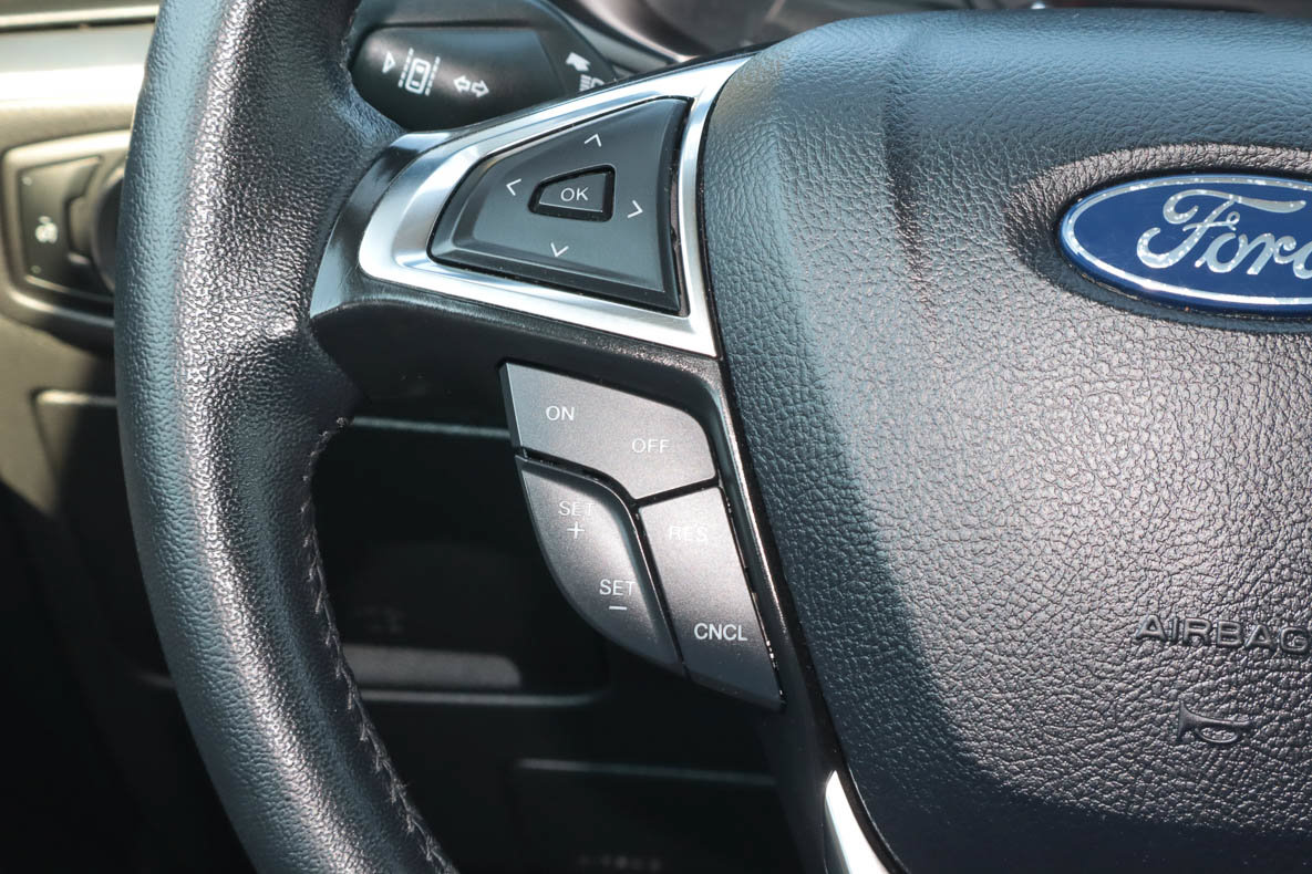 Used 2024 Ford Edge SEL AWD/4WD image 23