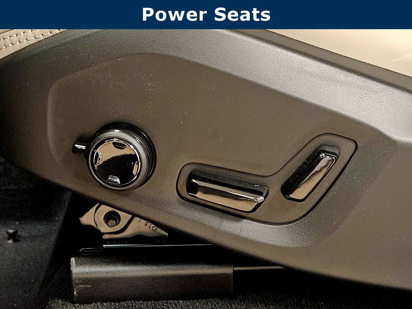 New 2026 Volvo XC90 B6 Ultra w/ Protection Package image 39