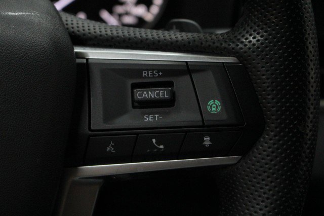 Used 2022 Mitsubishi Outlander SE image 11