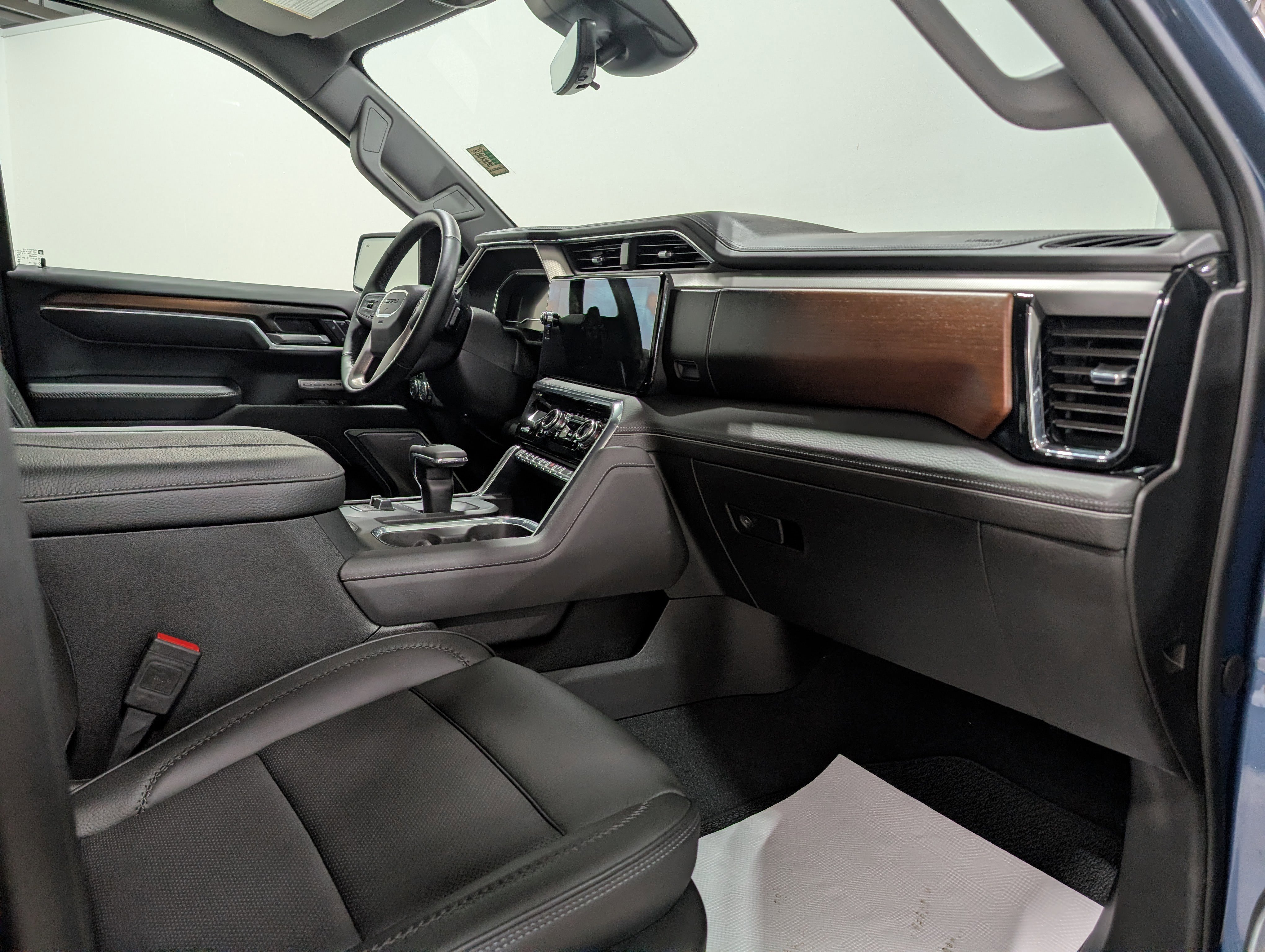 Used 2025 GMC Sierra 1500 Denali w/ Denali Reserve Package image 19