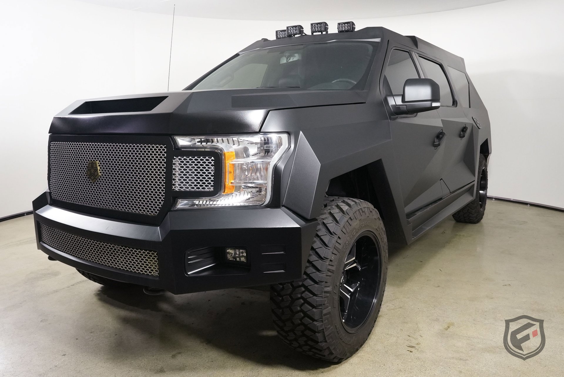 Used 2018 Ford F150 XLT w/ Equipment Group 302A Luxury image 4