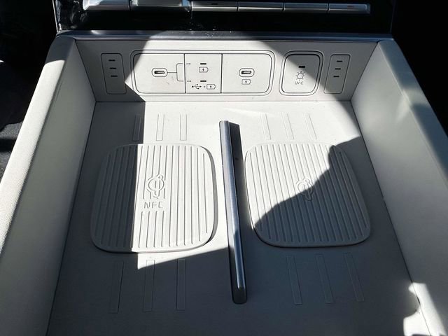 Used 2025 Hyundai Santa Fe Calligraphy image 19