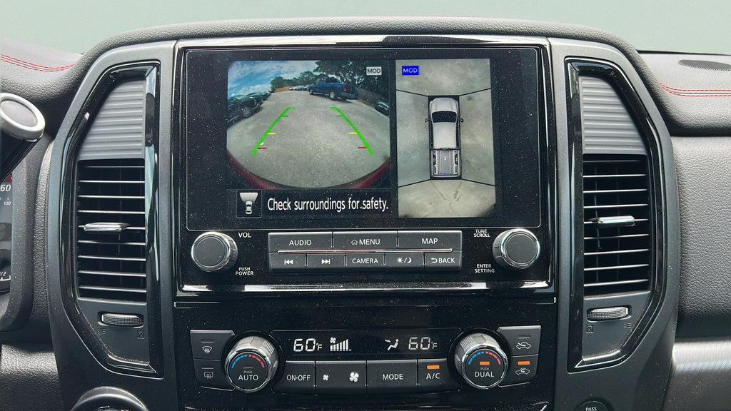 Used 2024 Nissan Titan PRO-4X w/ Pro-4x Convenience Package AWD/4WD image 23