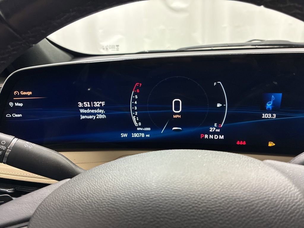 Used 2024 Cadillac XT4 Luxury w/ LPO, Floor Liner Package image 11