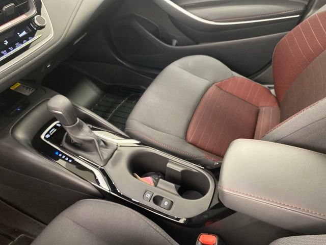 Used 2025 Toyota Corolla SE w/ SE Premium Package FWD image 20