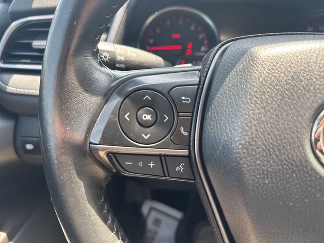 Used 2023 Toyota Camry XSE image 10