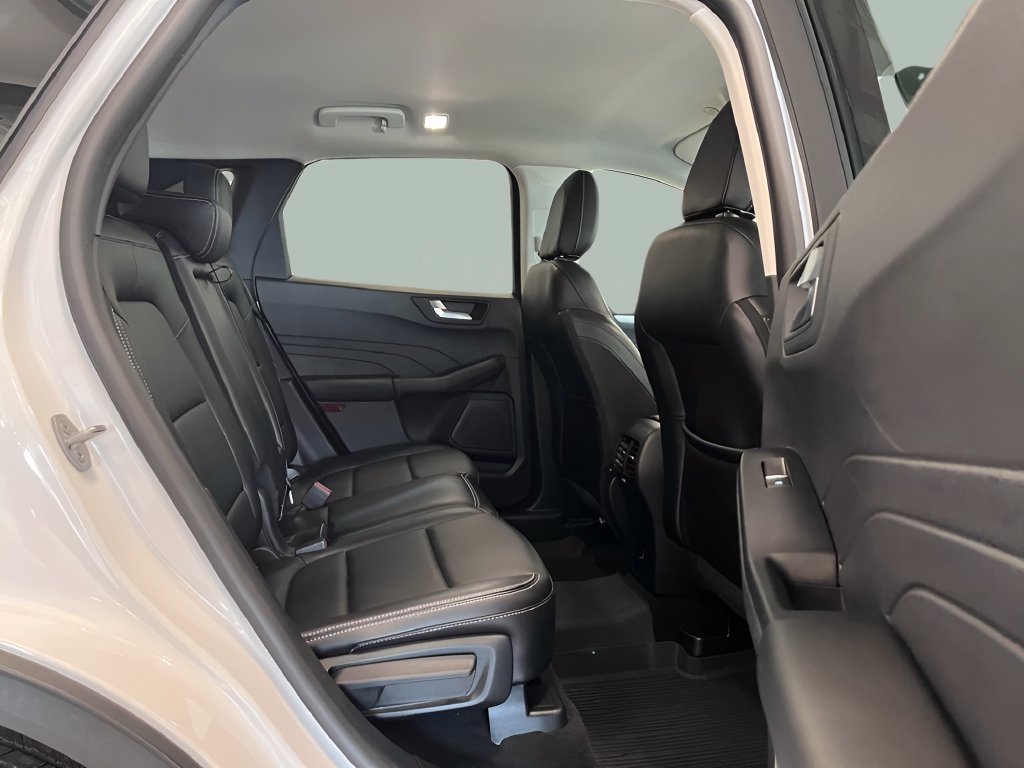 Used 2022 Ford Escape SEL AWD/4WD image 18