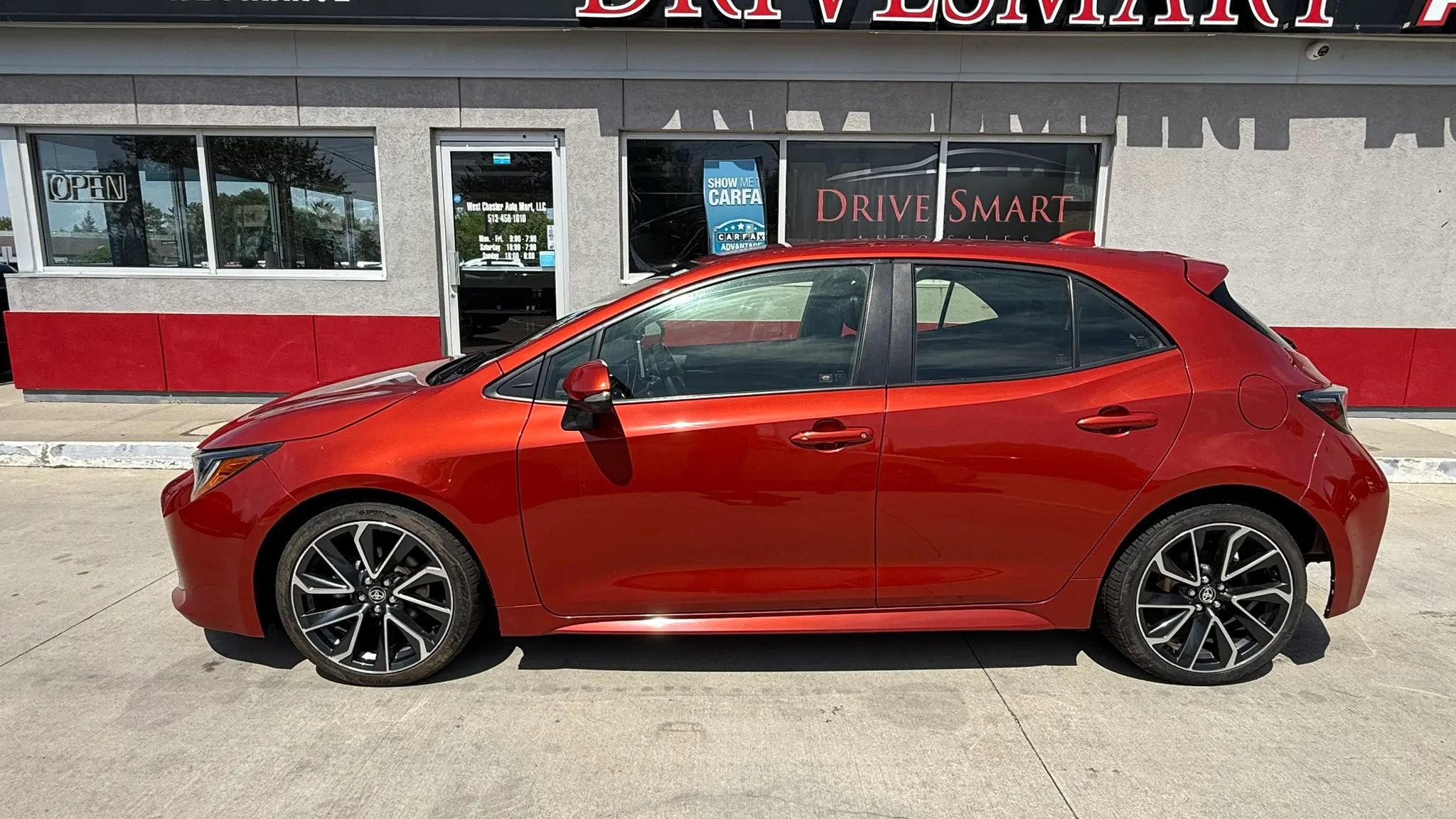 Used 2019 Toyota Corolla XSE w/ Carpet Mat Package FWD image 5