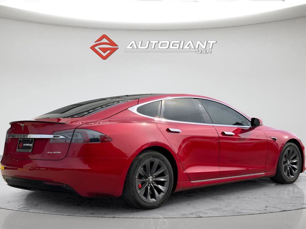 Used 2019 Tesla Model S Performance image 12