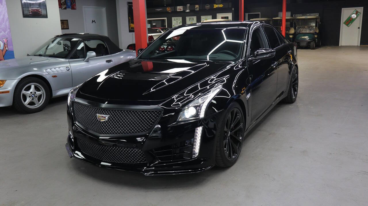 Used 2019 Cadillac CTS V w/ Luxury Package image 2