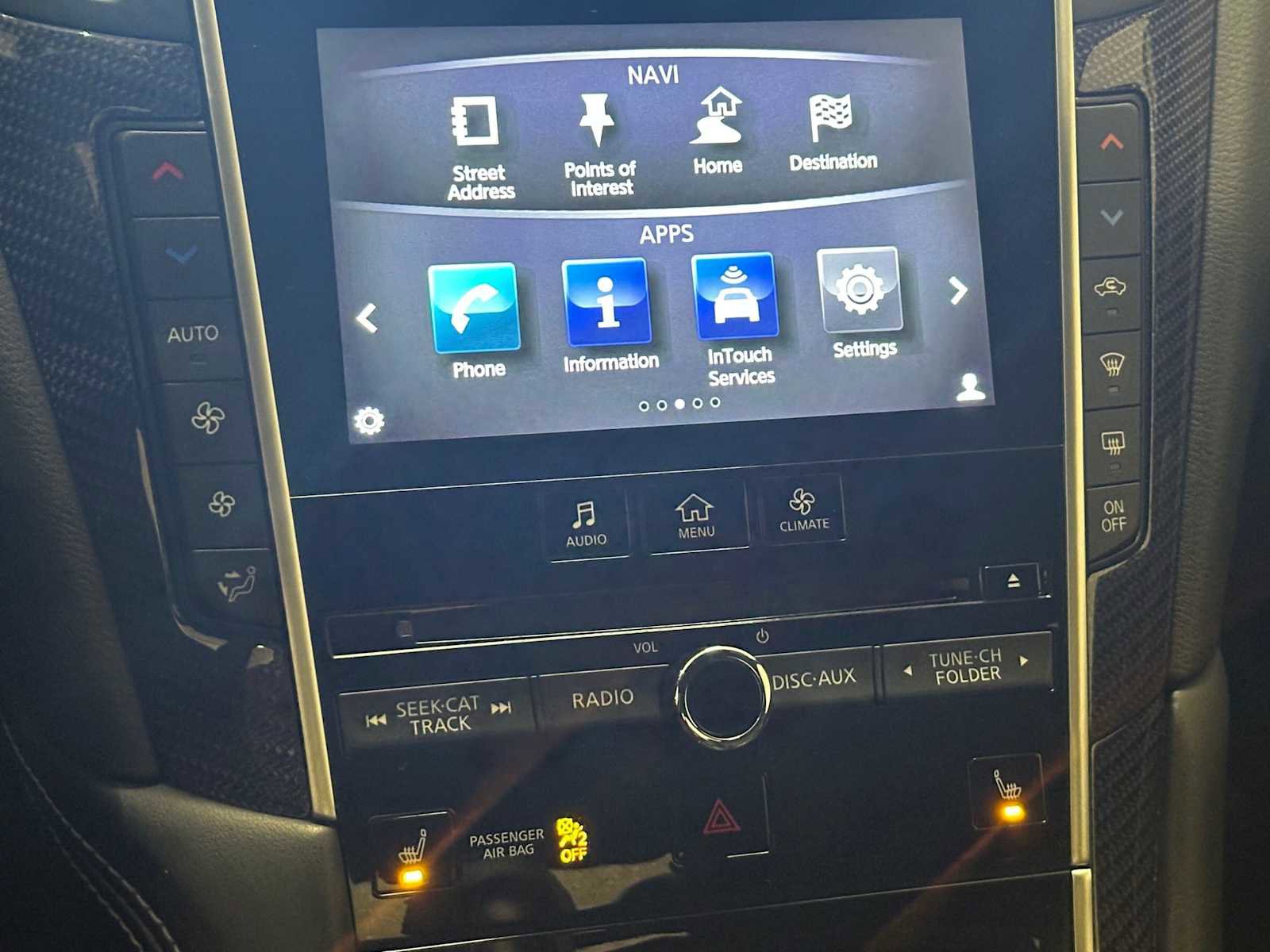 Used 2018 INFINITI Q60 Red Sport 400 w/ Sensory Package 3.0T Sport image 15