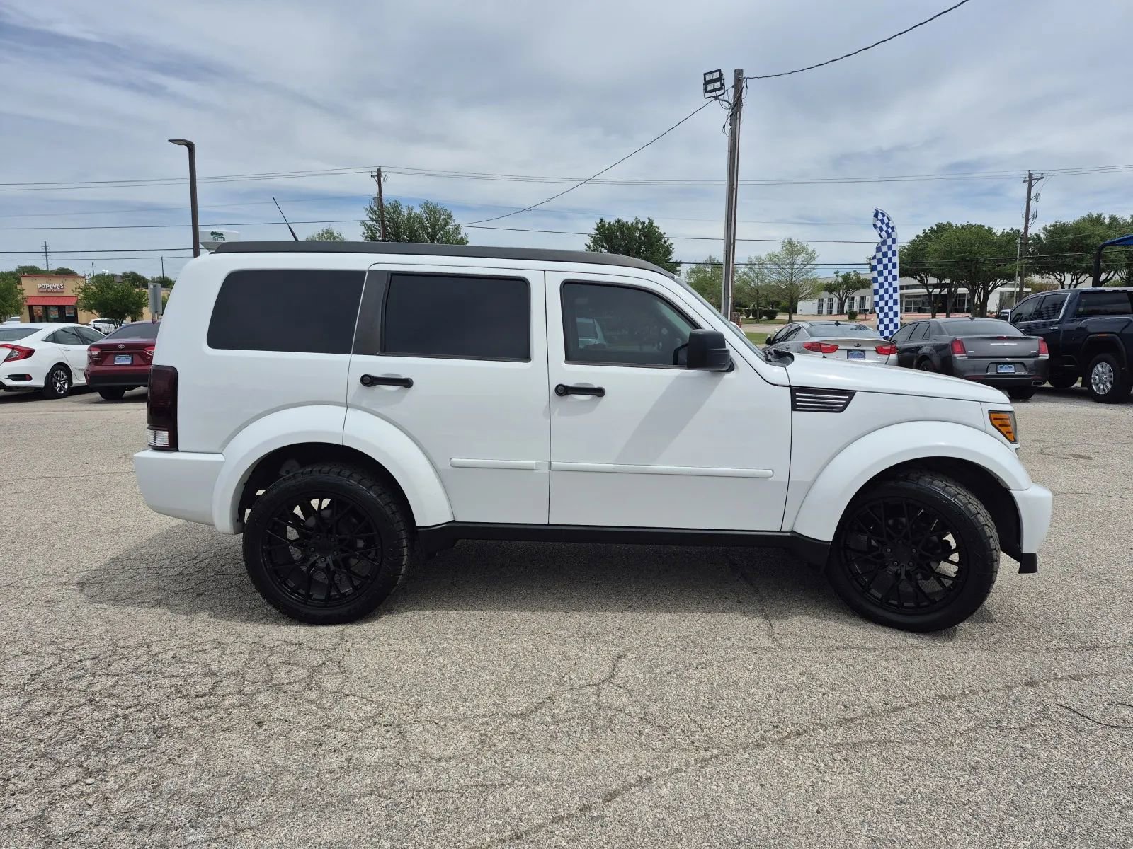 Used 2011 Dodge Nitro Heat RWD image 6