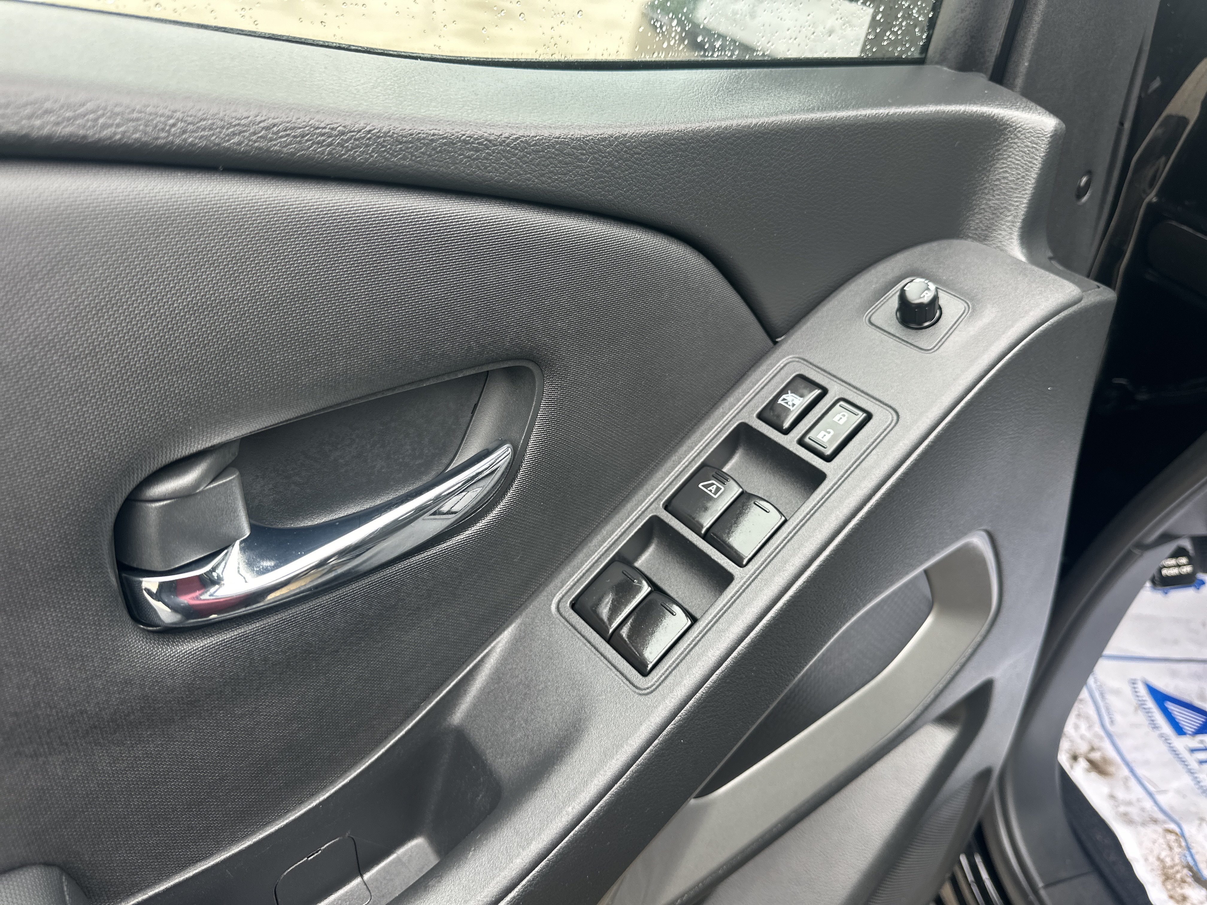 Used 2022 Nissan Frontier SV AWD/4WD image 9