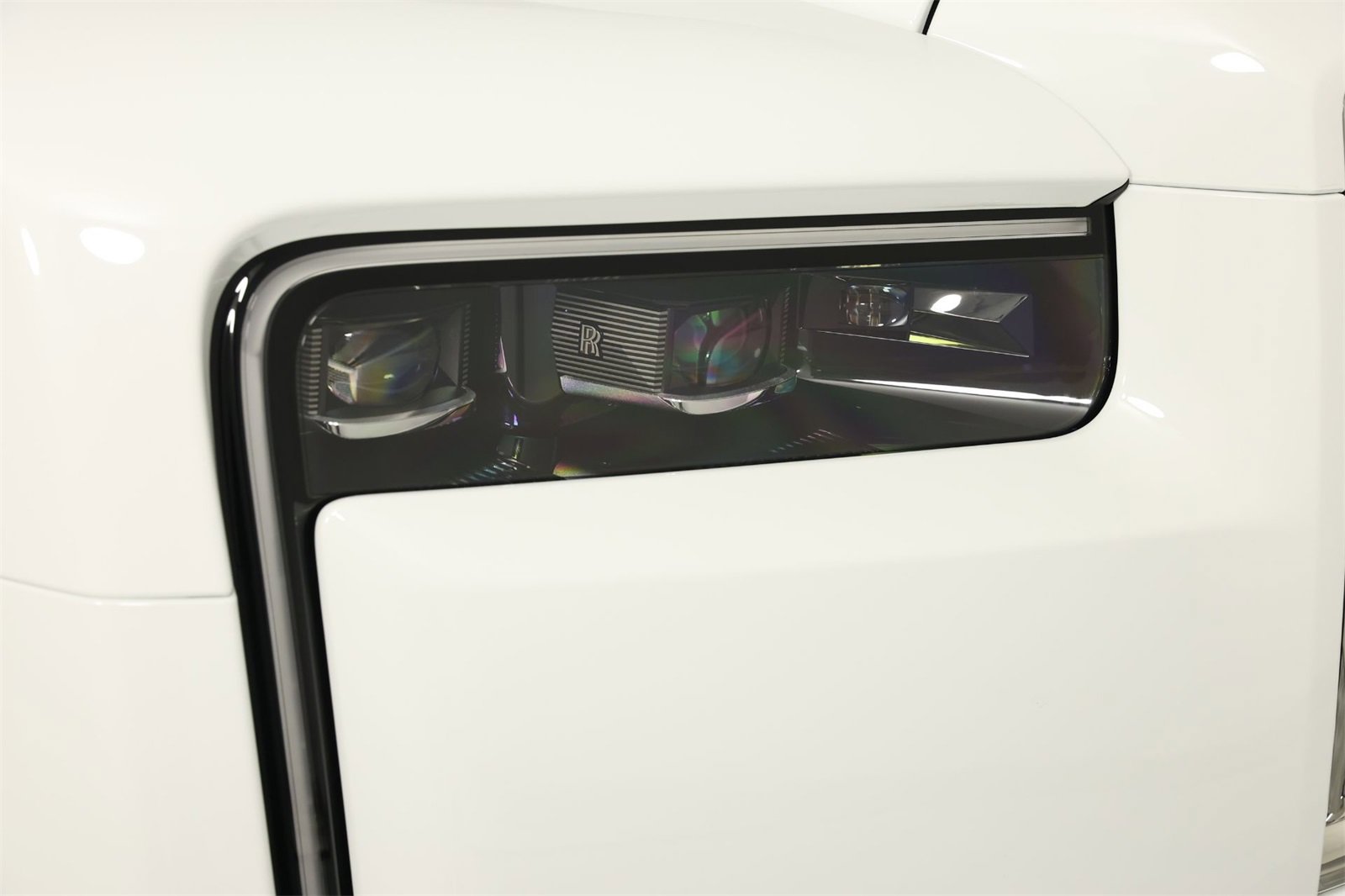 New 2025 Rolls-Royce Cullinan w/ Dynamic Package image 30