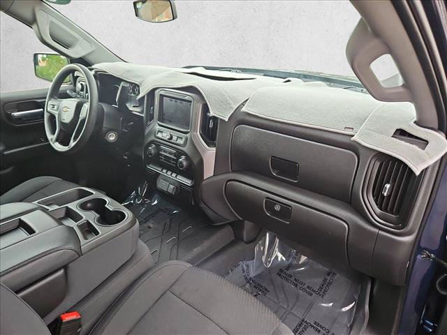Used 2020 Chevrolet Silverado 1500 Custom w/ Custom Value Package AWD/4WD image 22