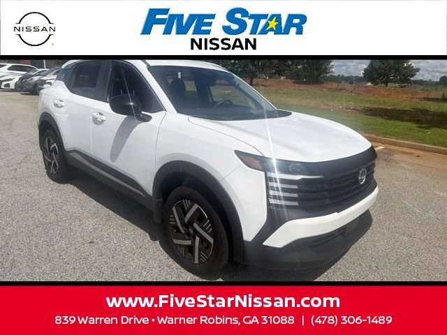 Used 2026 Nissan Kicks SV FWD image 2