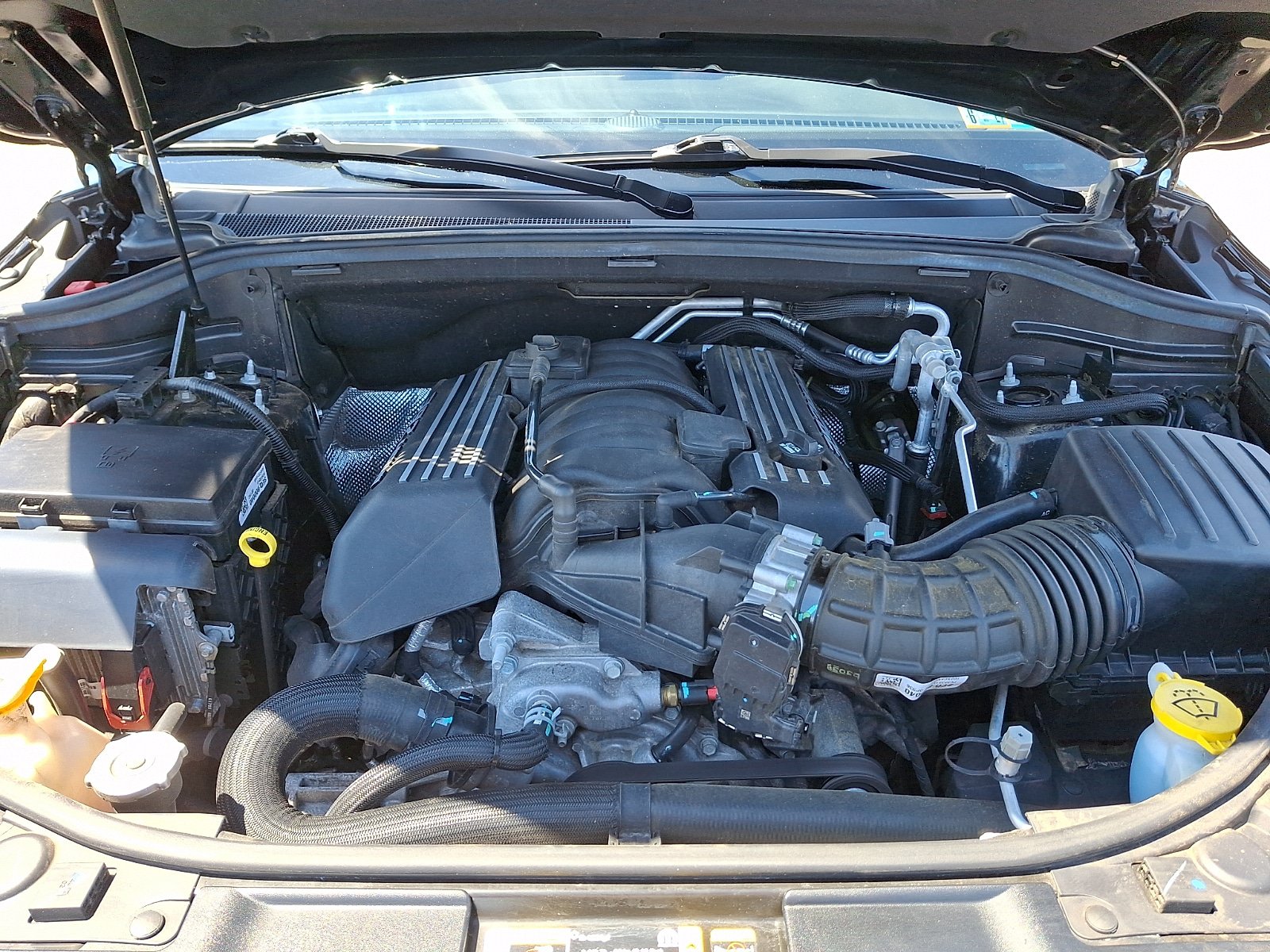 Used 2023 Dodge Durango SRT AWD/4WD image 31