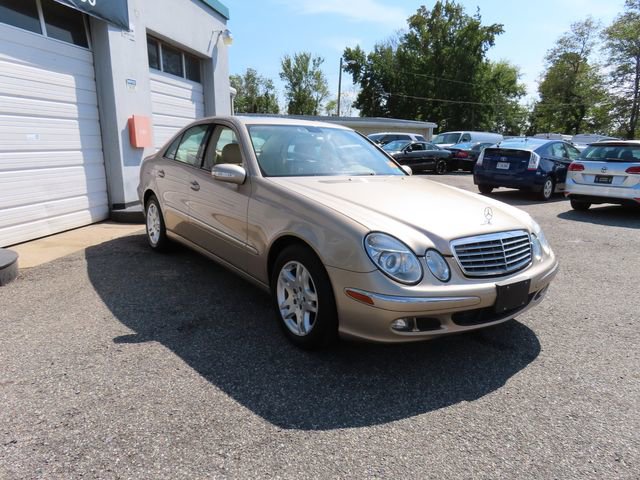 Used 2005 Mercedes-Benz E 320 Sedan image 3