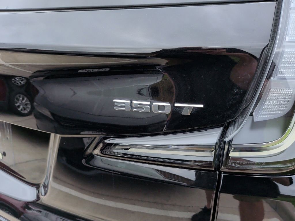 Used 2025 Cadillac XT4 Sport FWD image 10