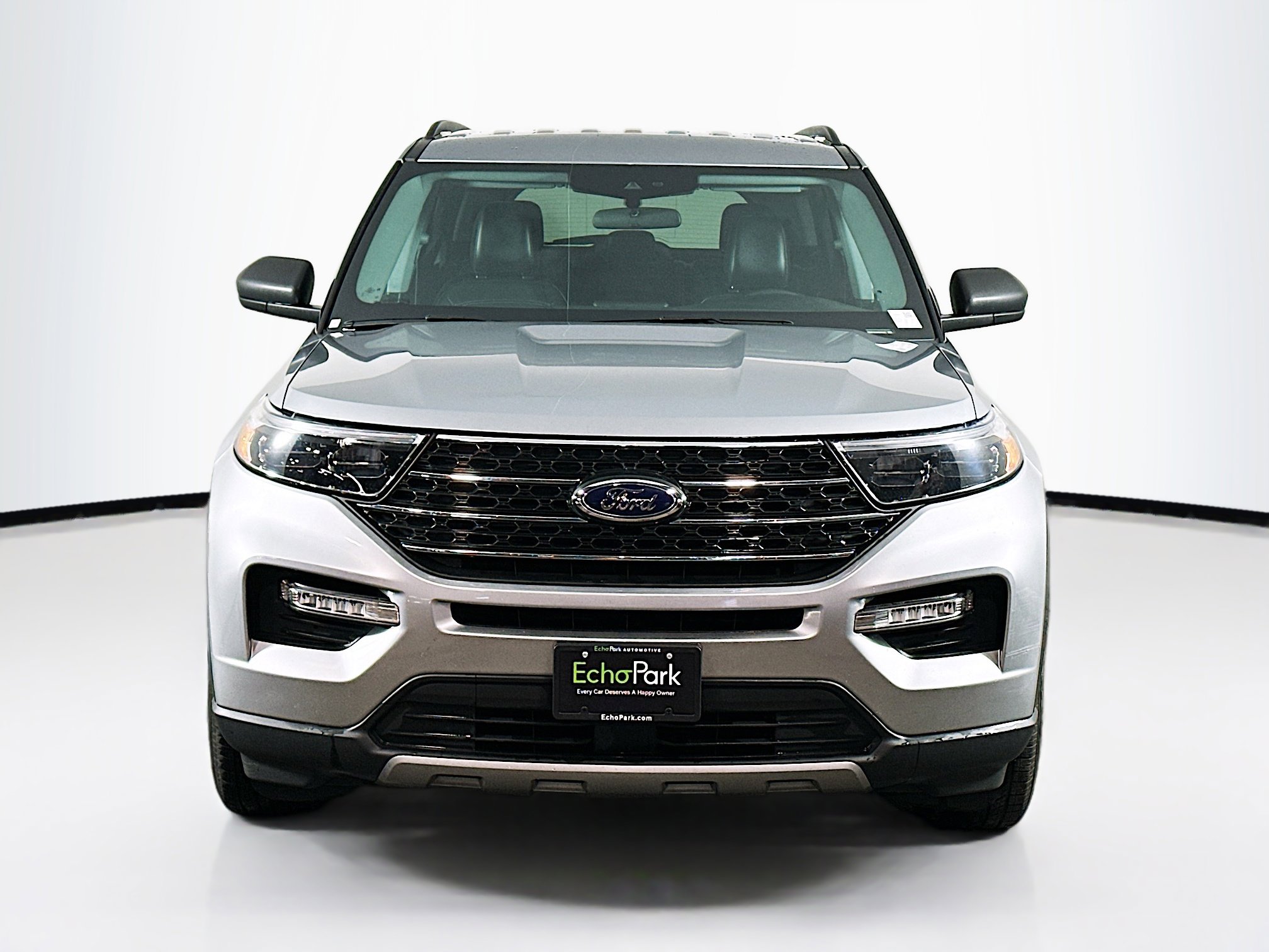 Used 2024 Ford Explorer XLT w/ Equipment Group 202A image 2