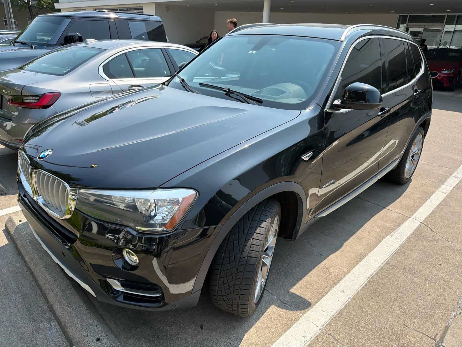 Used 2016 BMW X3 xDrive28i AWD/4WD image 3