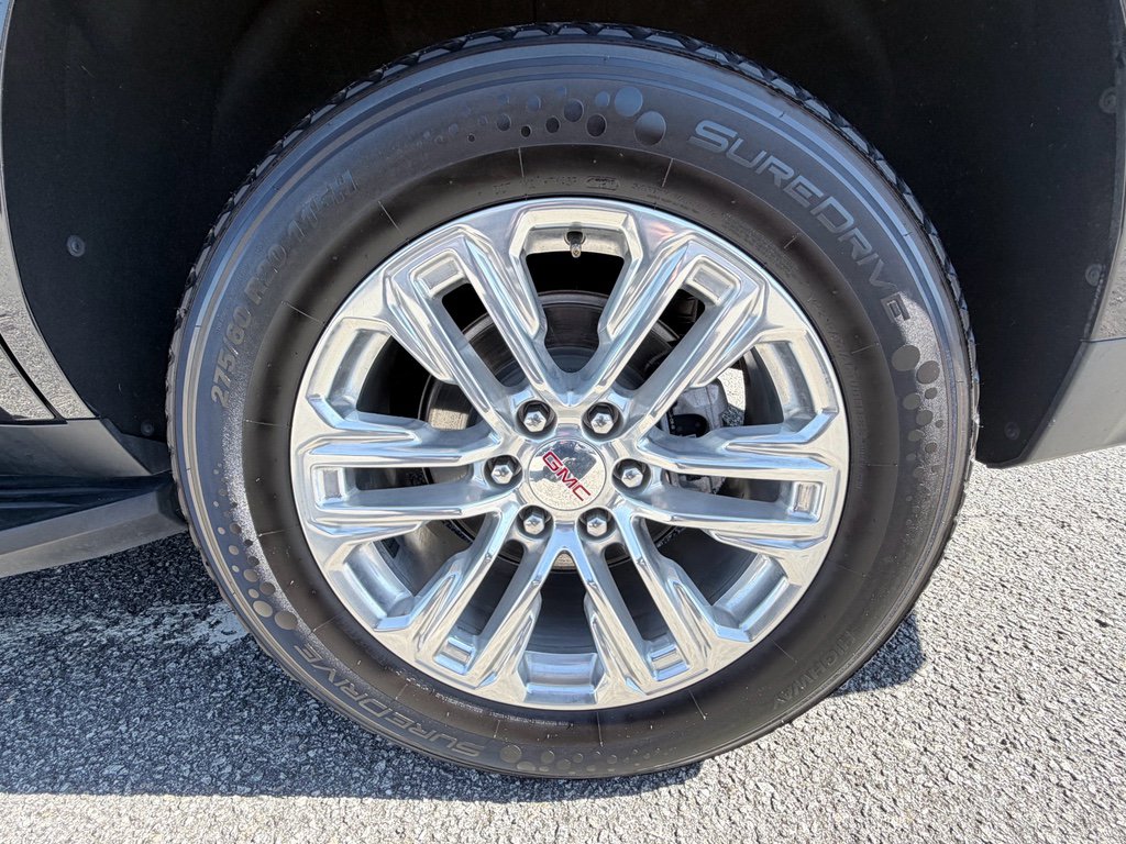 Used 2024 GMC Yukon SLT image 35