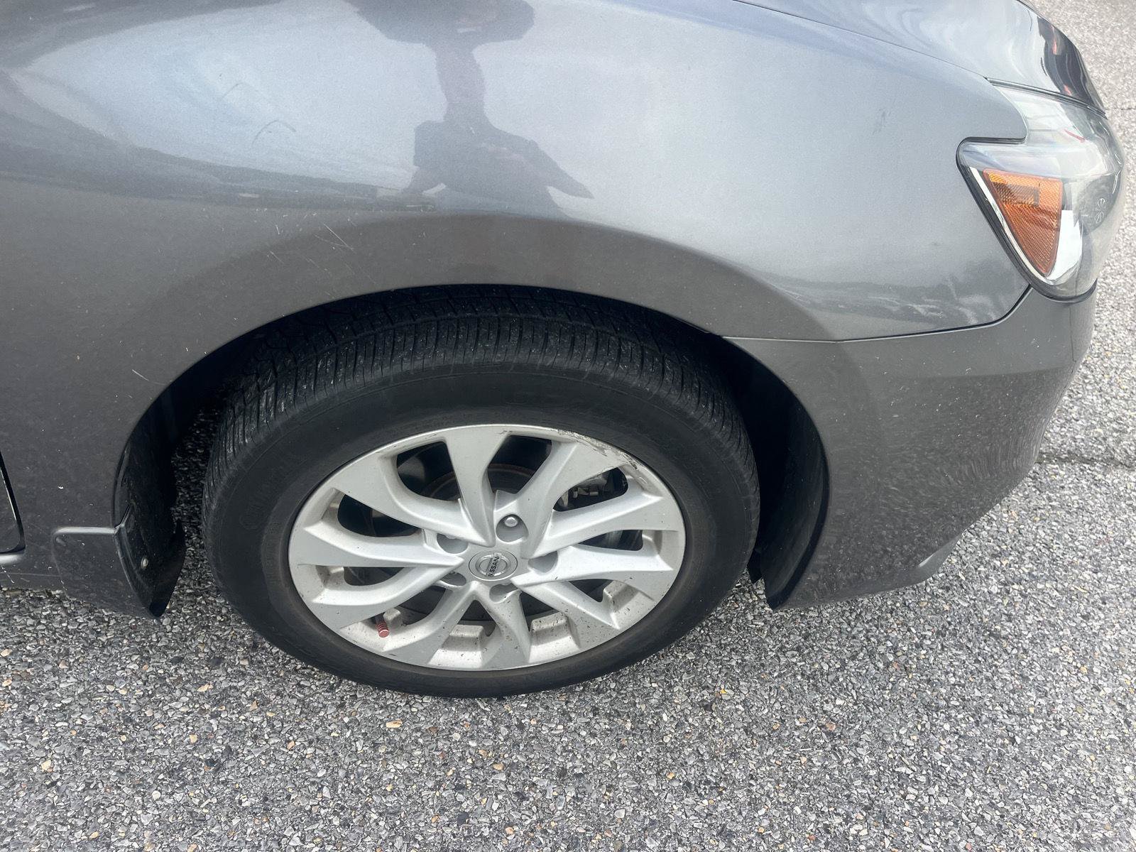 Used 2019 Nissan Sentra SV FWD image 9