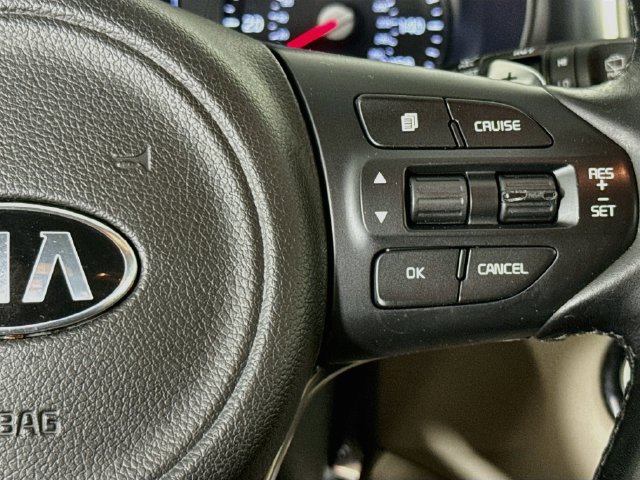 Used 2017 Kia Sorento EX FWD image 12