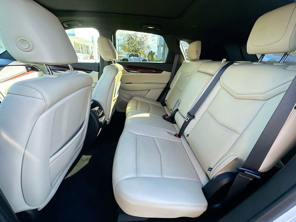 Used 2019 Cadillac XT5 Luxury image 24