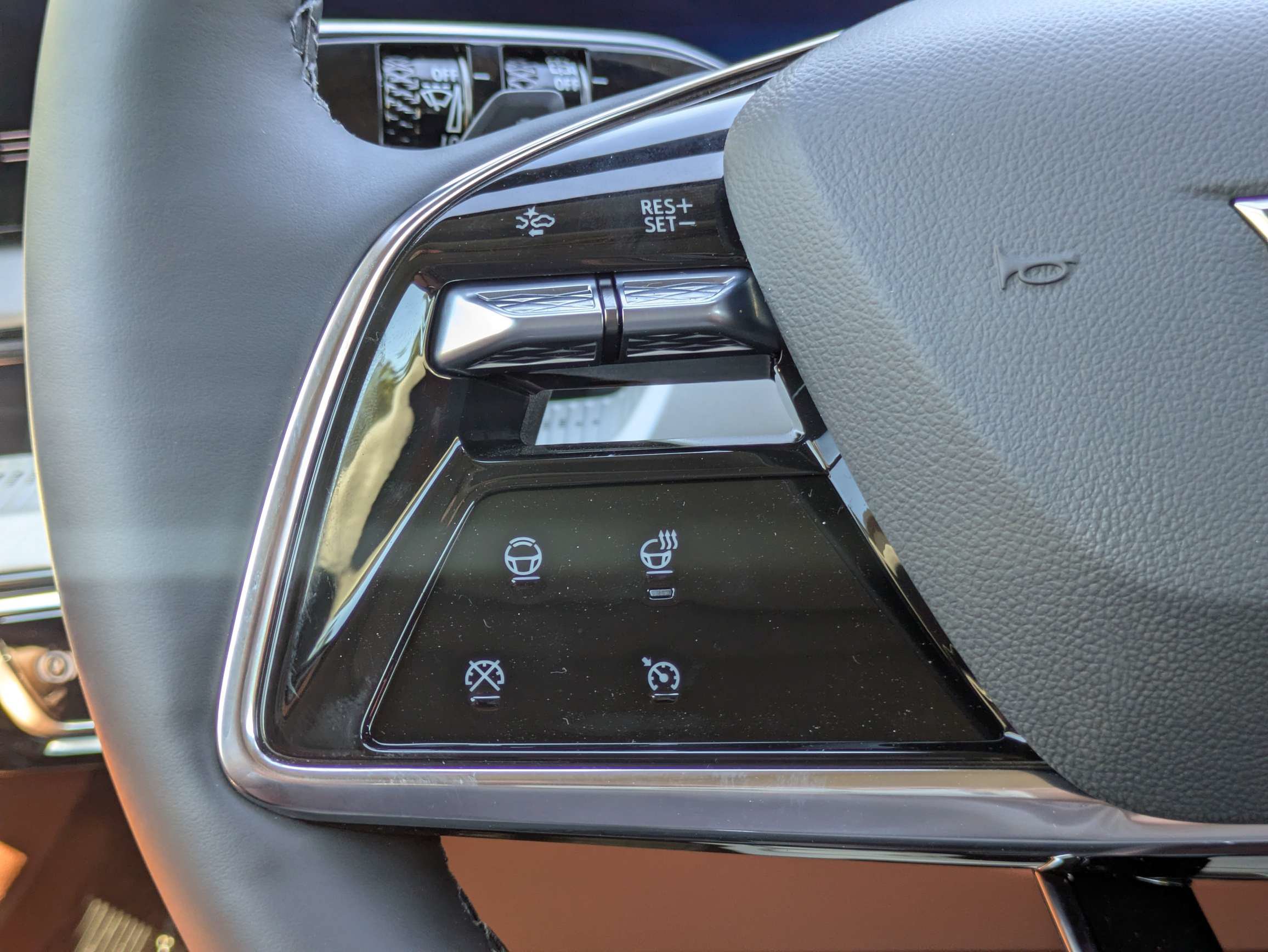 New 2027 Cadillac Optiq Premium Luxury RWD image 17