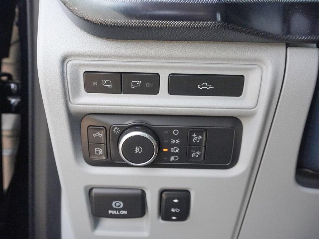 Used 2021 Ford F150 Limited AWD/4WD image 40