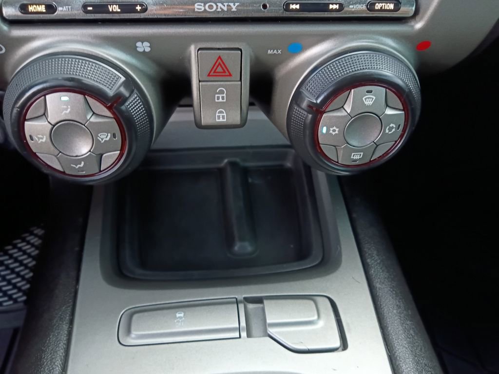 Used 2015 Chevrolet Camaro LS RWD image 4