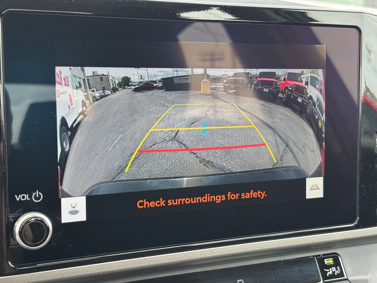 Used 2025 Toyota Camry LE FWD image 24