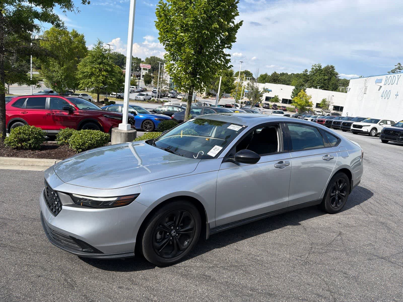 Used 2025 Honda Accord SE image 5