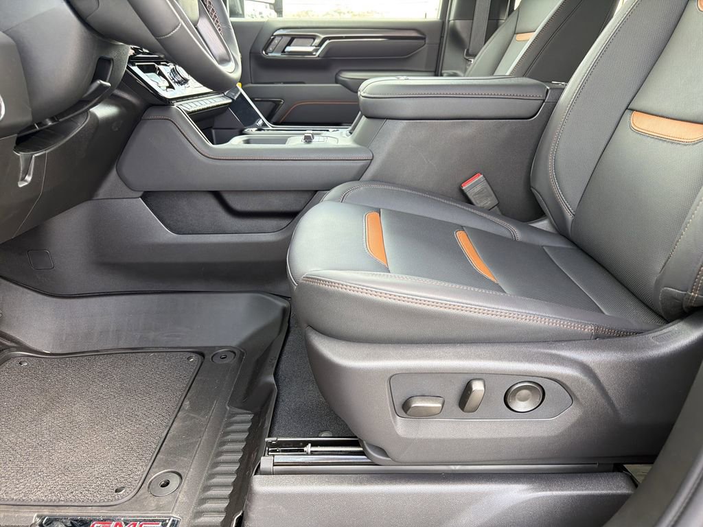 New 2026 GMC Sierra 2500 AT4 w/ AT4 Premium Plus Package image 18