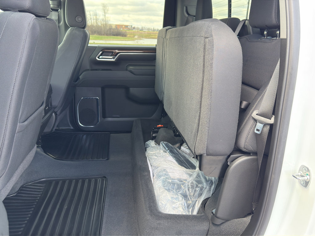 Used 2025 Chevrolet Silverado 3500 LT w/ All Star Edition image 37