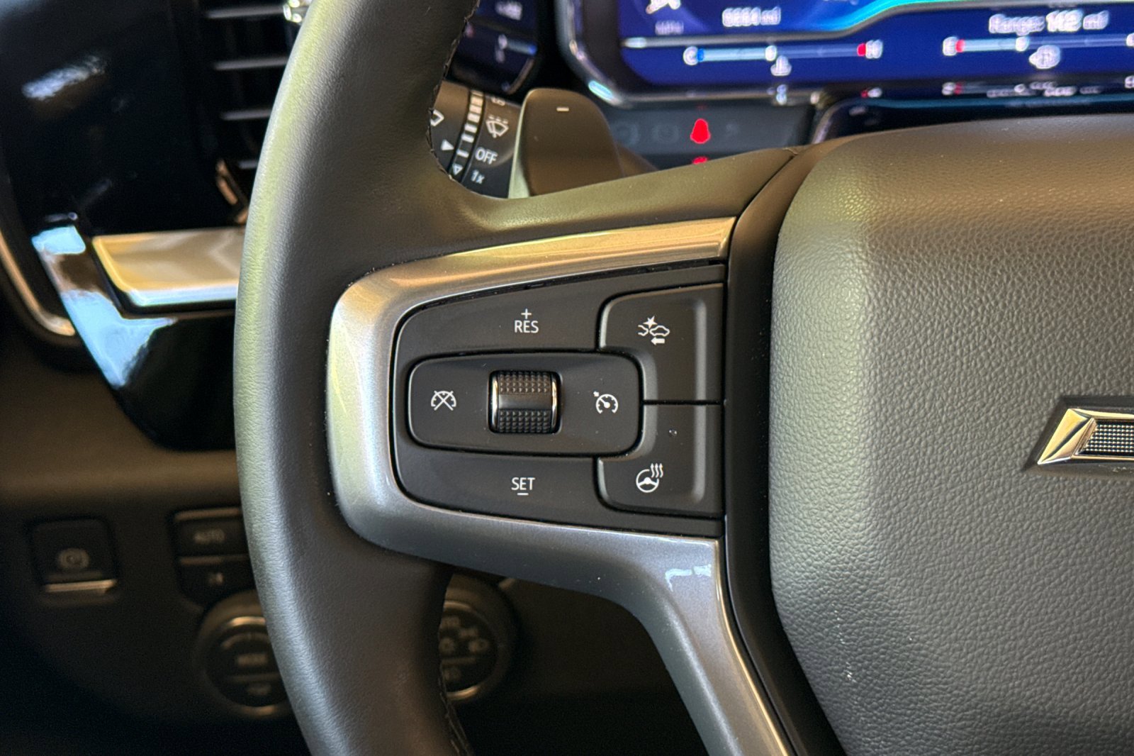Used 2025 Chevrolet Silverado 1500 RST w/ Convenience Package II AWD/4WD image 30