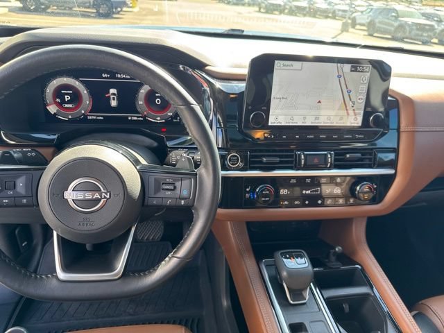 Used 2023 Nissan Pathfinder Platinum AWD/4WD image 9