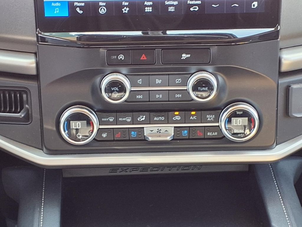 Used 2024 Ford Expedition Max XLT RWD image 15